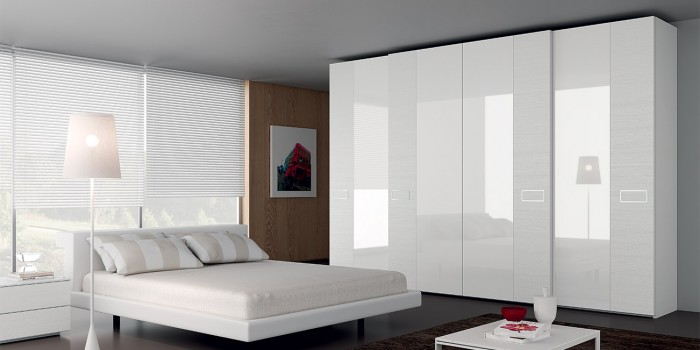 Mercantini Mobili S.p.A的卧房家具，白色，简约。